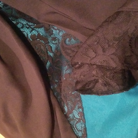 ARDEN B BLACK LOW CUT BACK COCKTAIL DRESS - Picture 10 of 10